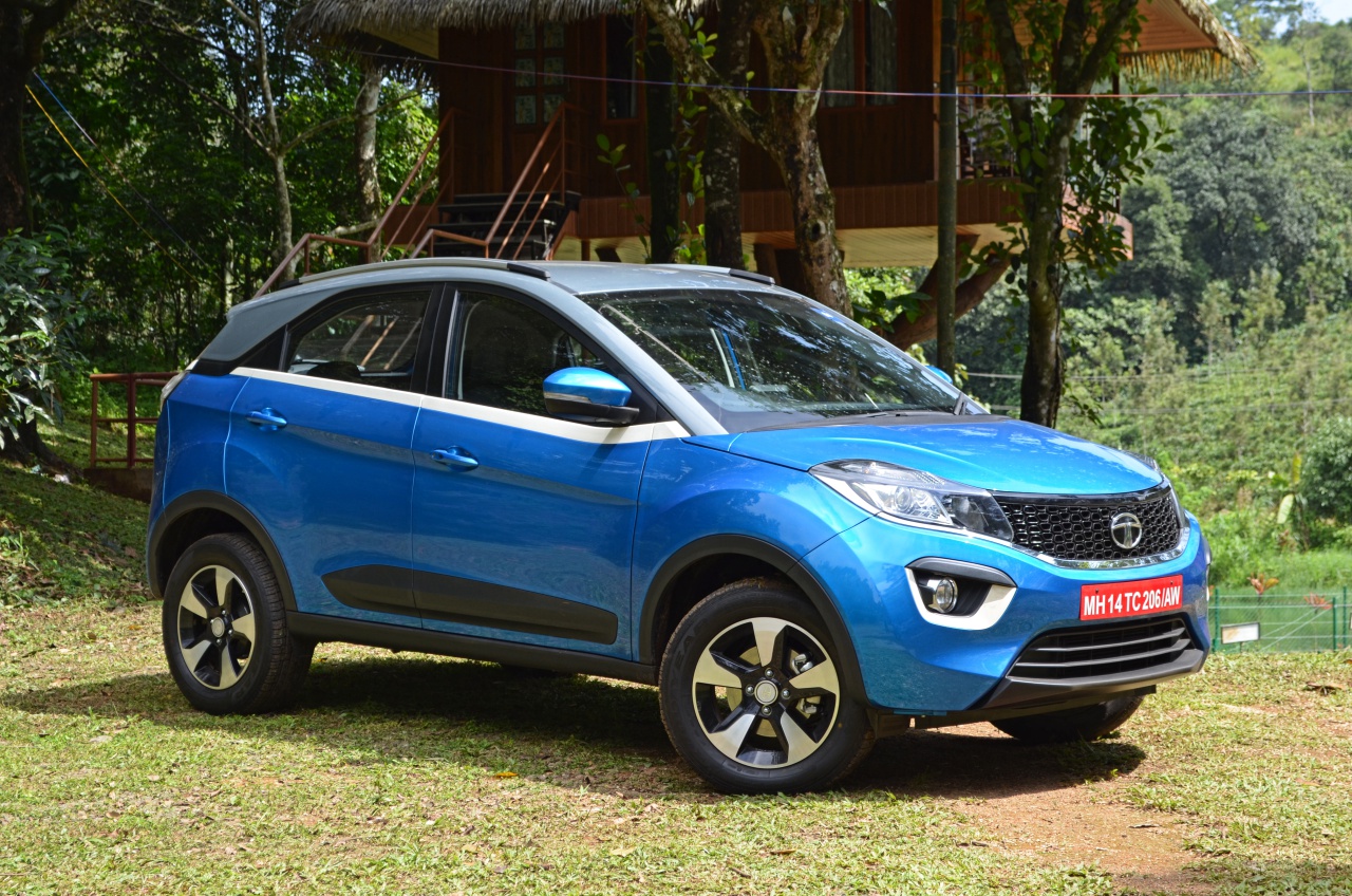 Tata Nexon Amt Price Review Pics Specs Launch Date And Mileage In India