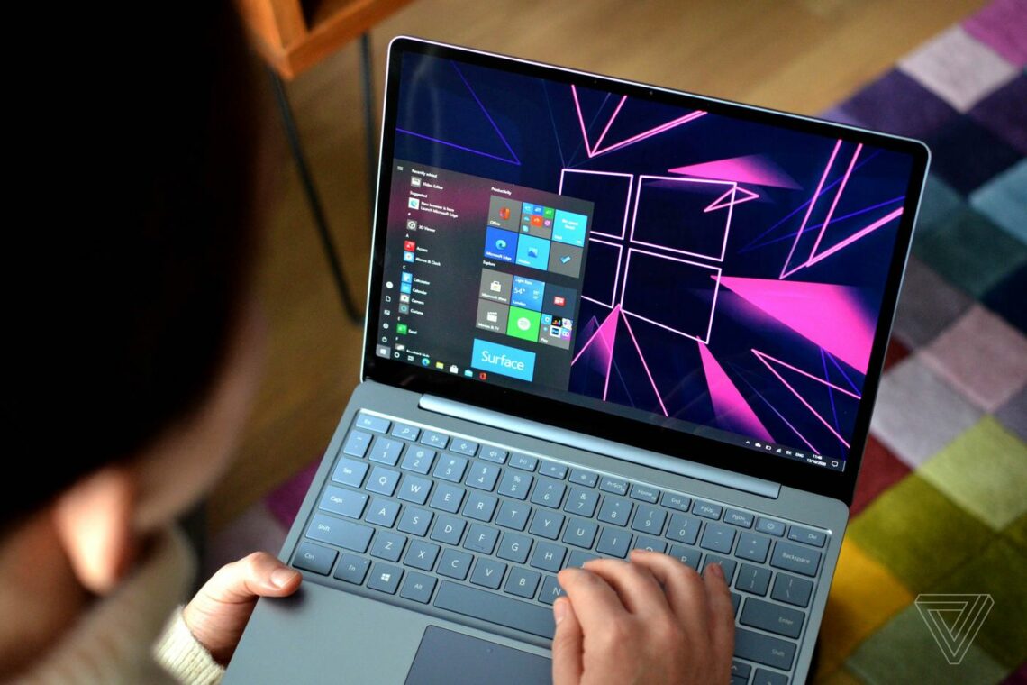 Microsoft Surface Laptop Go With 10th-Gen Intel Core i5 Processor