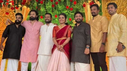 Malayalam Director Vishnu Mohan Gets Engaged