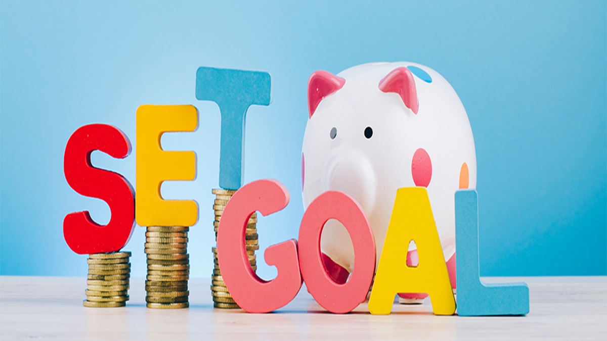 How to Set Saving Goals with a Savings Account?